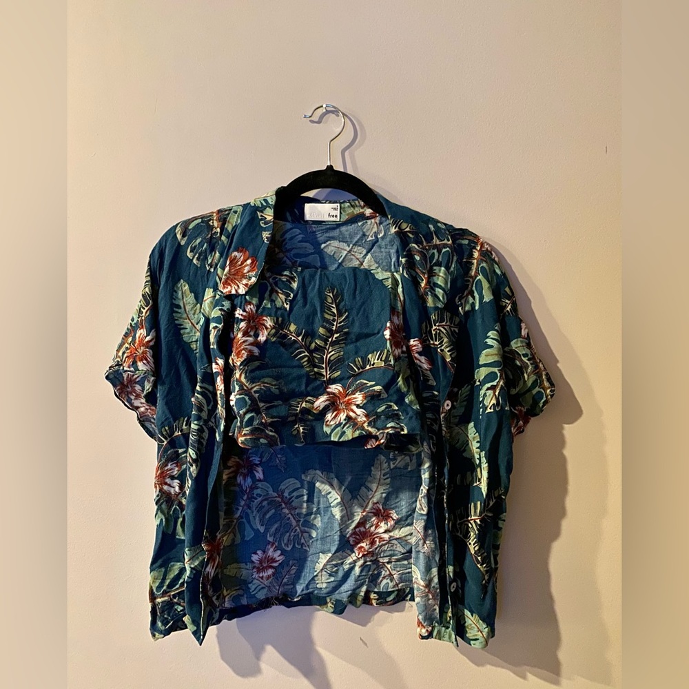 Wilfred Free Button Up Short Sleeve top and shorts set